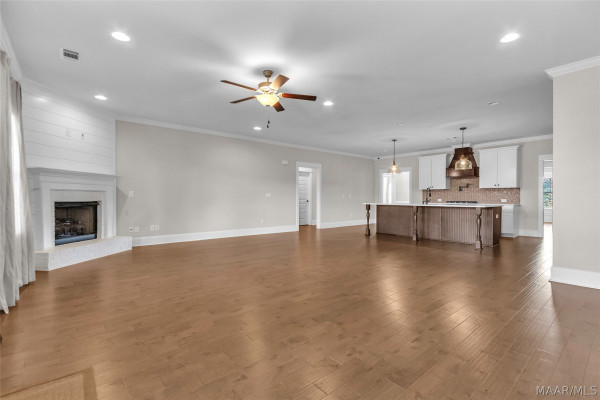 26 Midland Drive