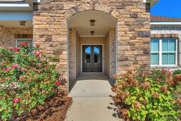 26 Midland Drive