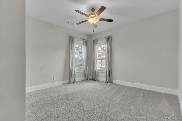 26 Midland Drive