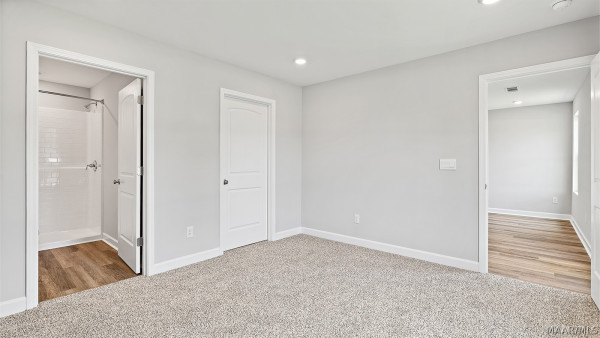 3103 Leo Lane