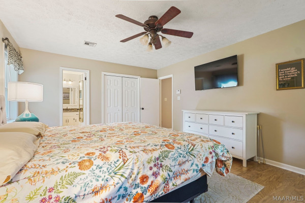 218 DEER Trace