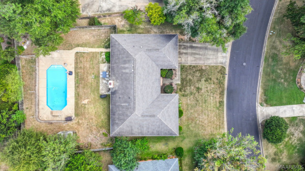 218 DEER Trace