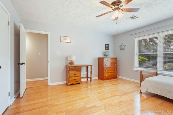 218 DEER Trace