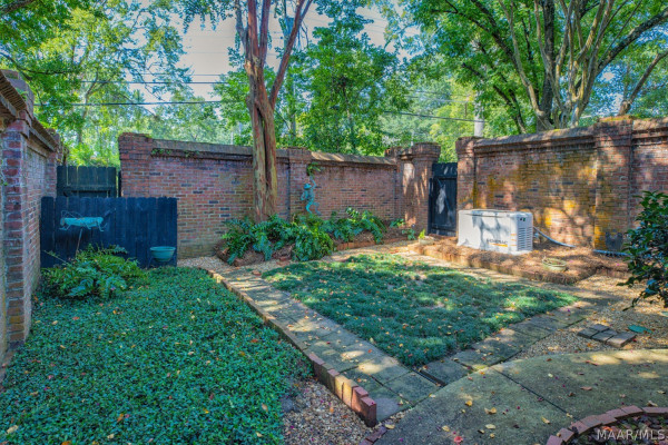 3056 Bankhead Avenue