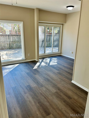 405 Apache Court