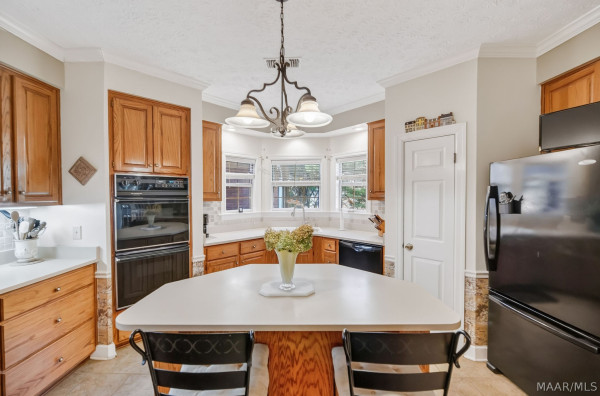 60 Cagle Bluff Court