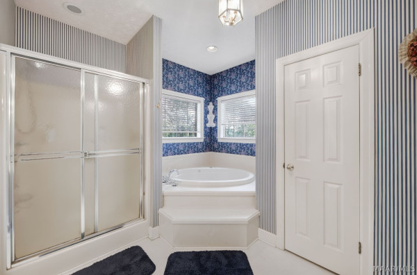 60 Cagle Bluff Court