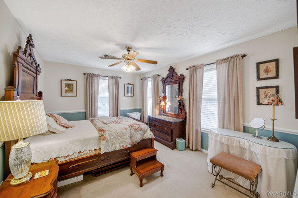 60 Cagle Bluff Court