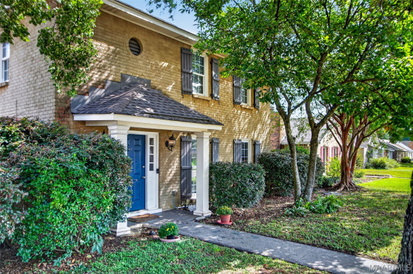 3825 Cedar Avenue