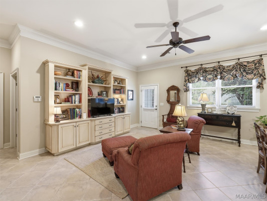 6108 Henley Hedge Court