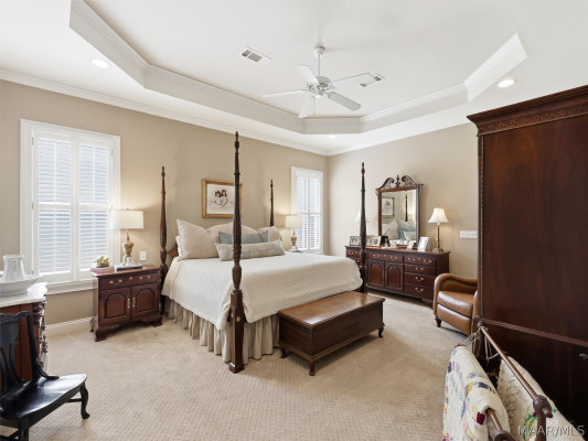 6108 Henley Hedge Court