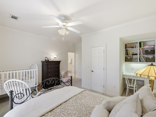 6108 Henley Hedge Court