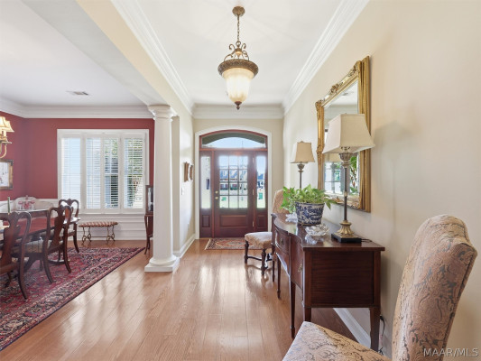 6108 Henley Hedge Court
