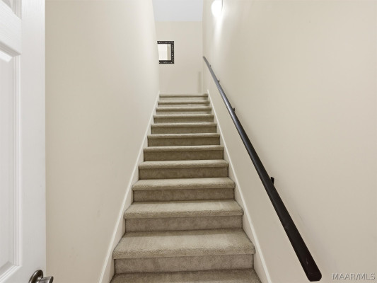 6108 Henley Hedge Court