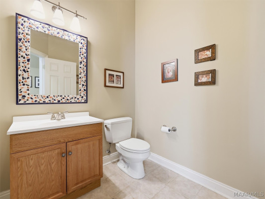 6108 Henley Hedge Court