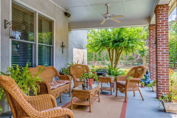 6108 Henley Hedge Court