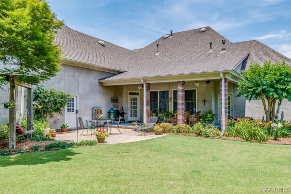 6108 Henley Hedge Court