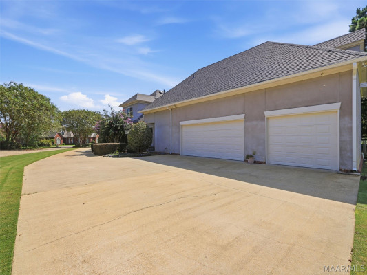 6108 Henley Hedge Court