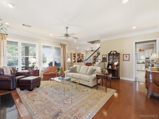 6108 Henley Hedge Court