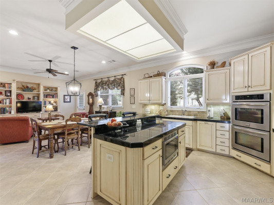 6108 Henley Hedge Court