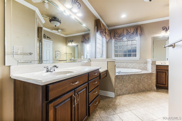 8497 Rockbridge Circle