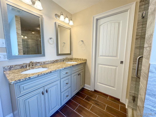 8232 Ryan Ridge Loop