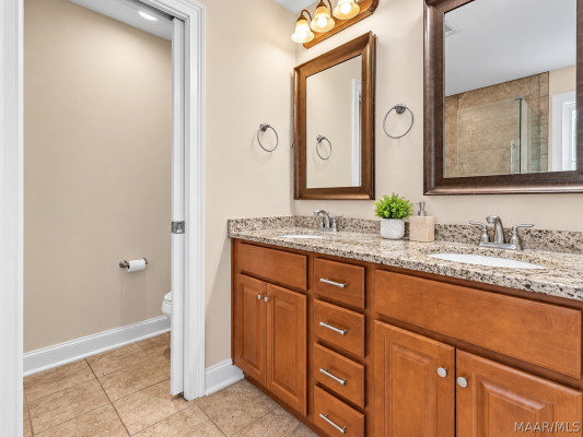 8918 Braxton Lane