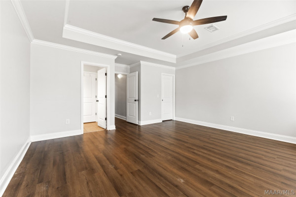 279 Meadowview Lane