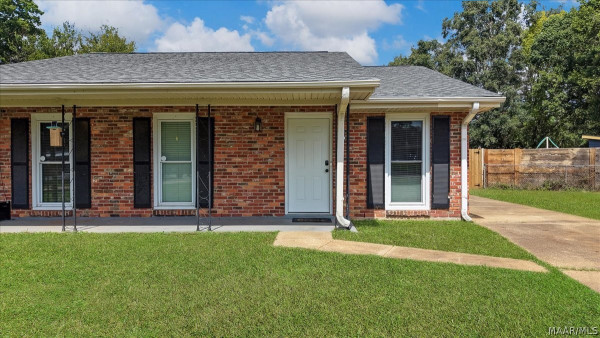 114 Ivey Court