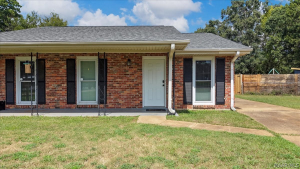 114 Ivey Court