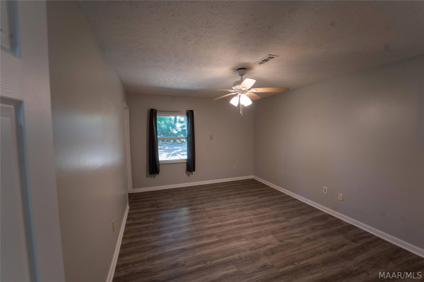 53 Meadowood Drive