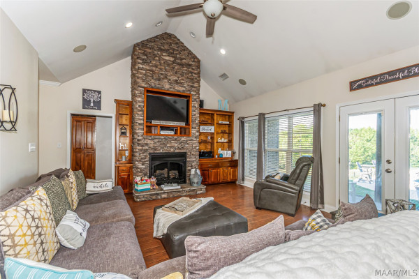 595 Neros Rock Road