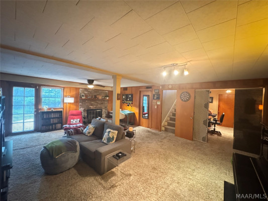 909 Green Forest Drive