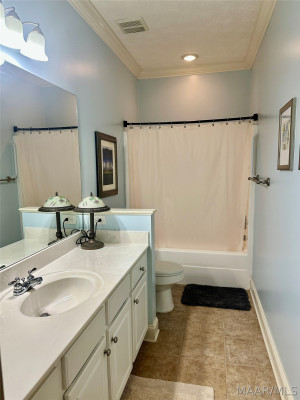 31 Creekside Drive