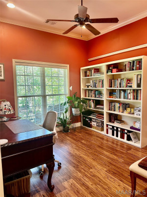 31 Creekside Drive