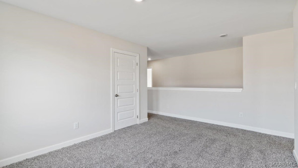 4813 Monarch Pass