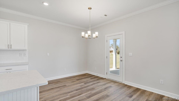 4813 Monarch Pass