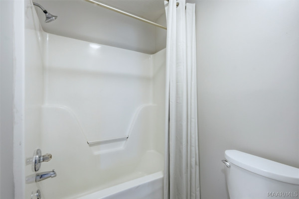 6805 Canter Trail