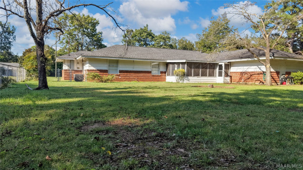 3006 Pelzer Avenue