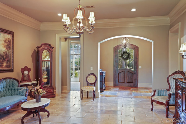 7532 Lakeridge Drive