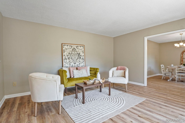 3719 Cricklewood Drive