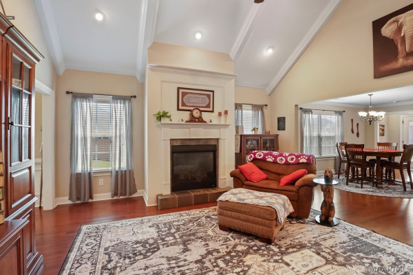 2168 ADDISON Way