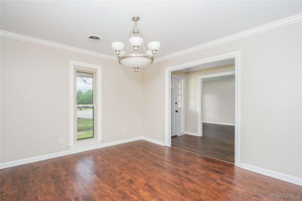 3715 Dresden Court