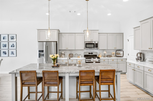 9525 Dakota Drive