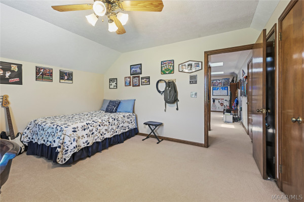 4015 SNOWDOUN CHAMBERS Road