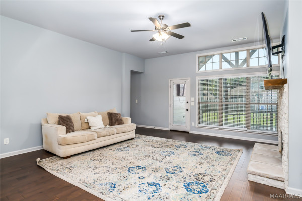 9266 Crescent Lodge Circle