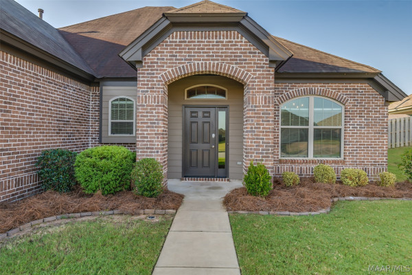 9266 Crescent Lodge Circle