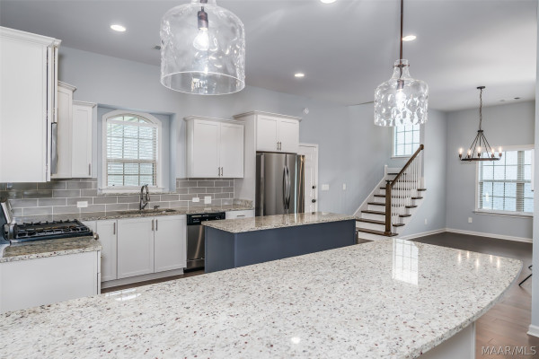 9266 Crescent Lodge Circle