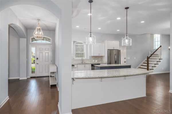 9266 Crescent Lodge Circle