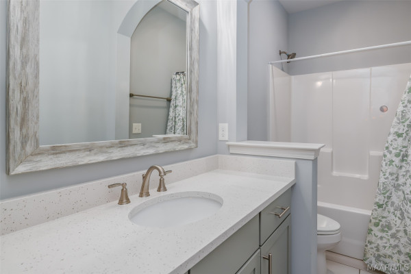 9266 Crescent Lodge Circle